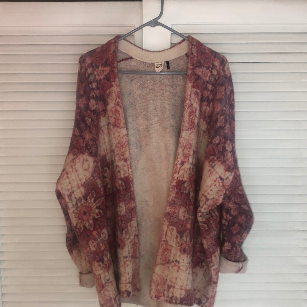 Anthropologie cardigan size large Akemi and Kin